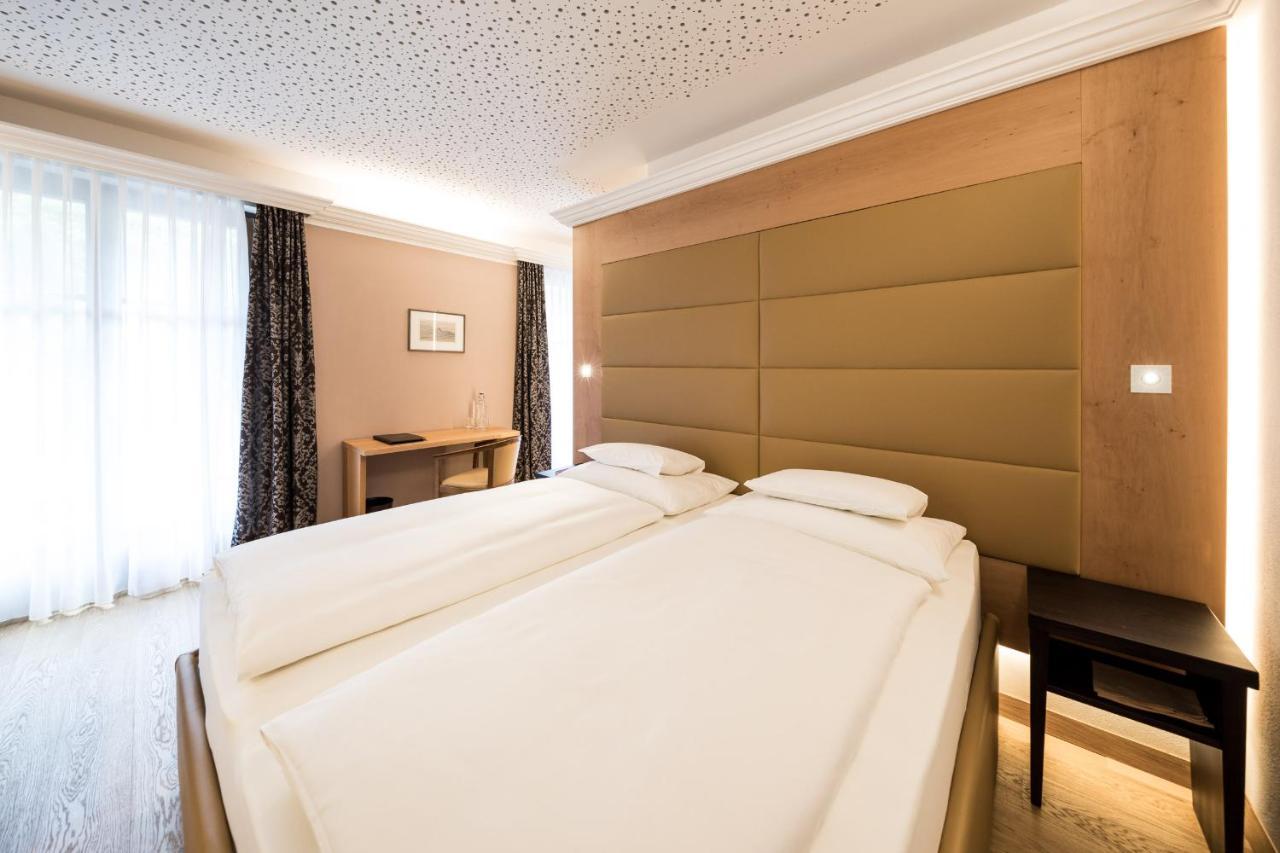 Hotel Haus Am Hang Caldaro Esterno foto