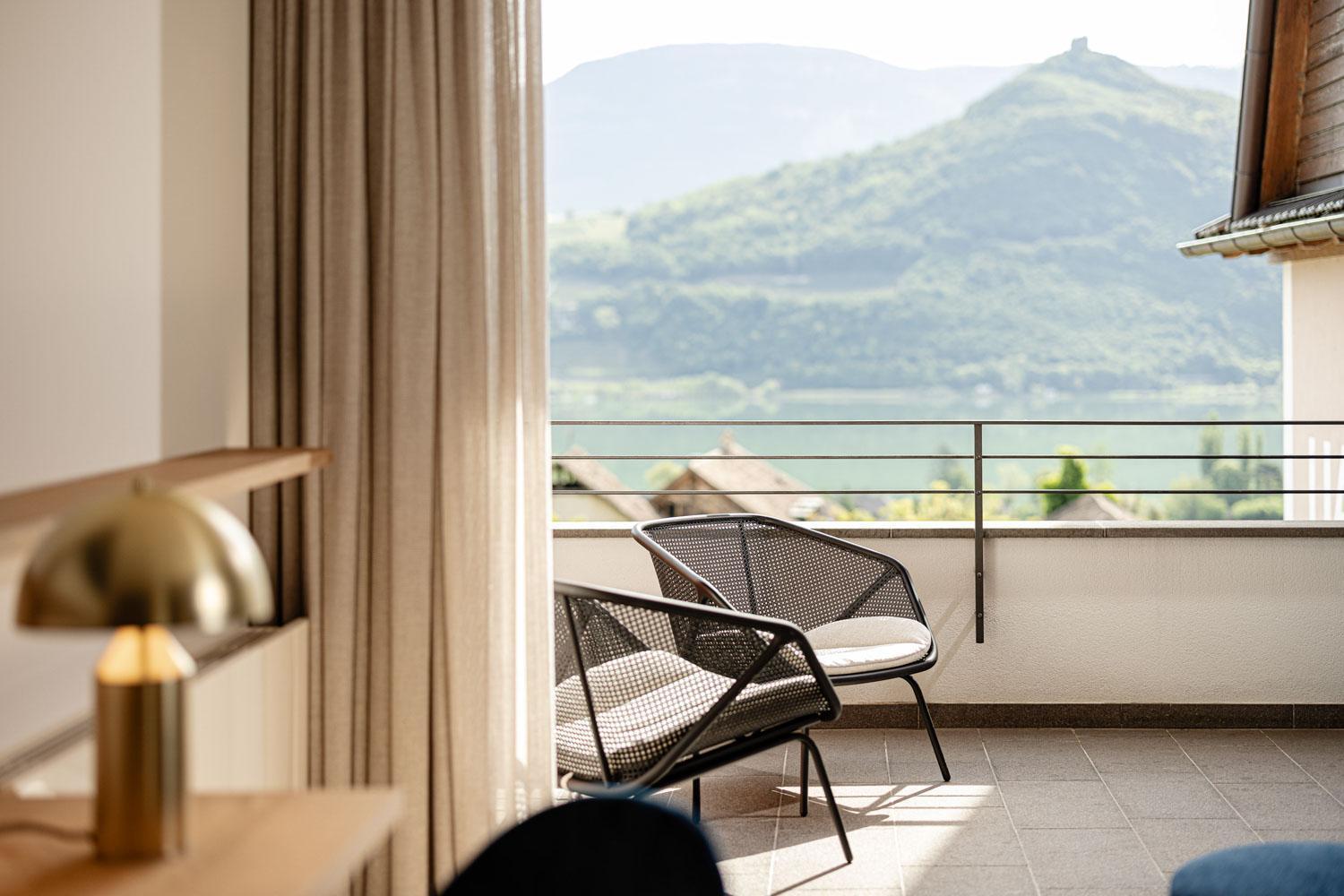 Hotel Haus Am Hang Caldaro Esterno foto