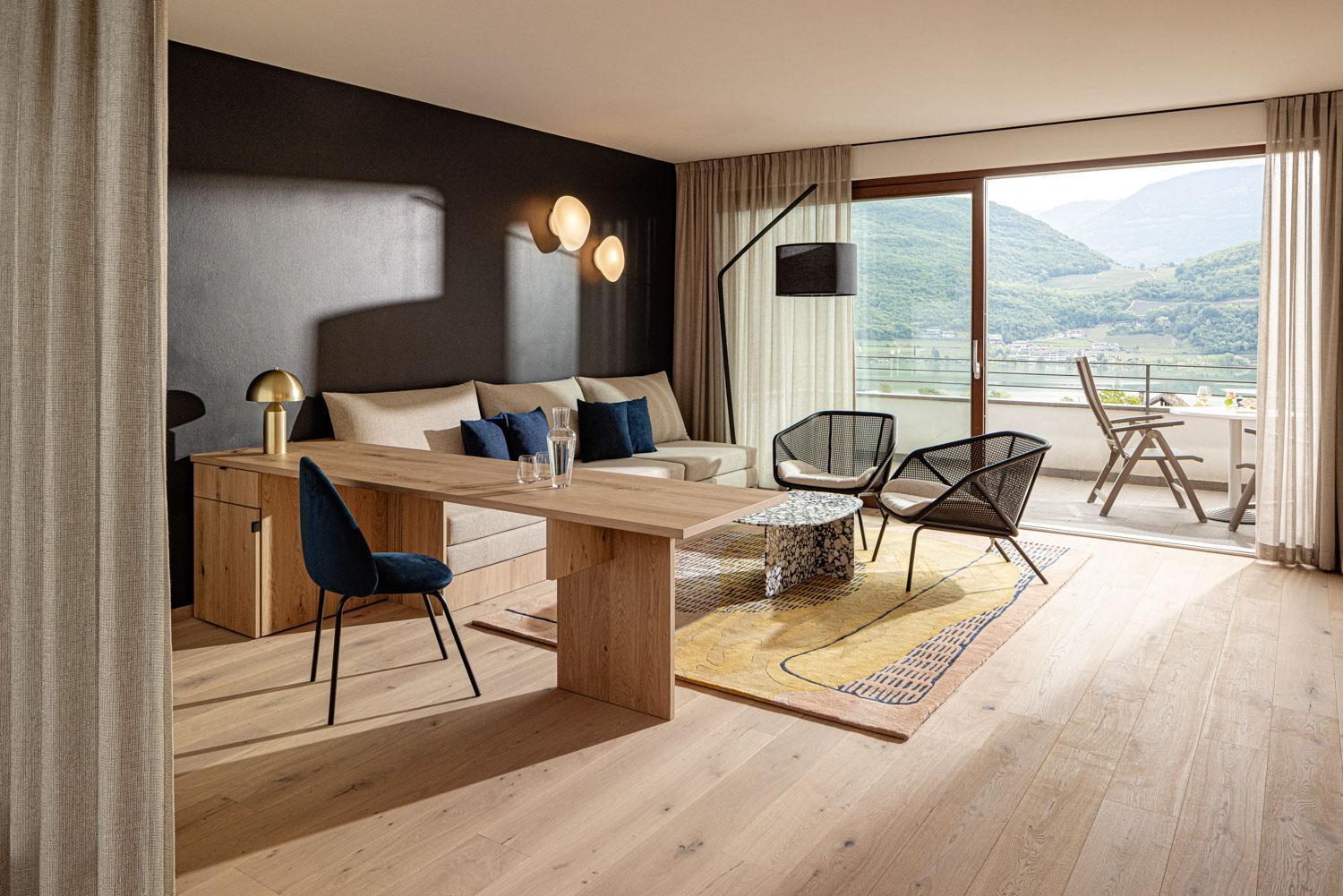 Hotel Haus Am Hang Caldaro Esterno foto